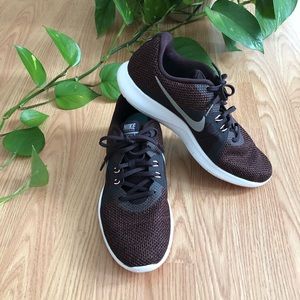 Nike Training Flex TR 8 Burgundy Size 9